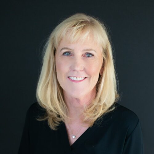 Lisa Dobak, DDS